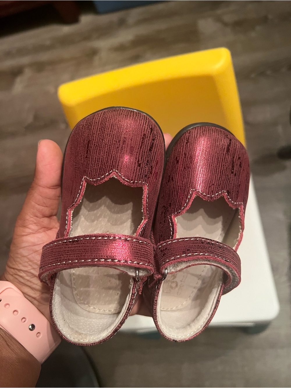 See Kai Run Metallic Red Mary Jane Shoes 5c